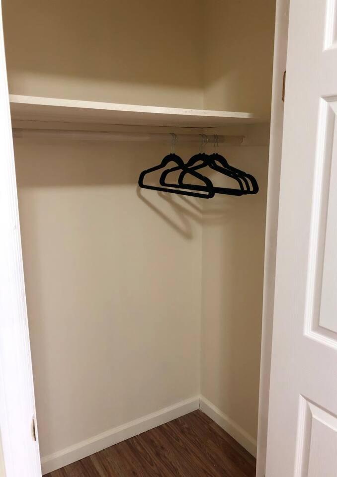 Large And Private 3 Bedroom And 1 Bathroom Apartment Near Newark International Airport Ewr And New York City Bagian luar foto