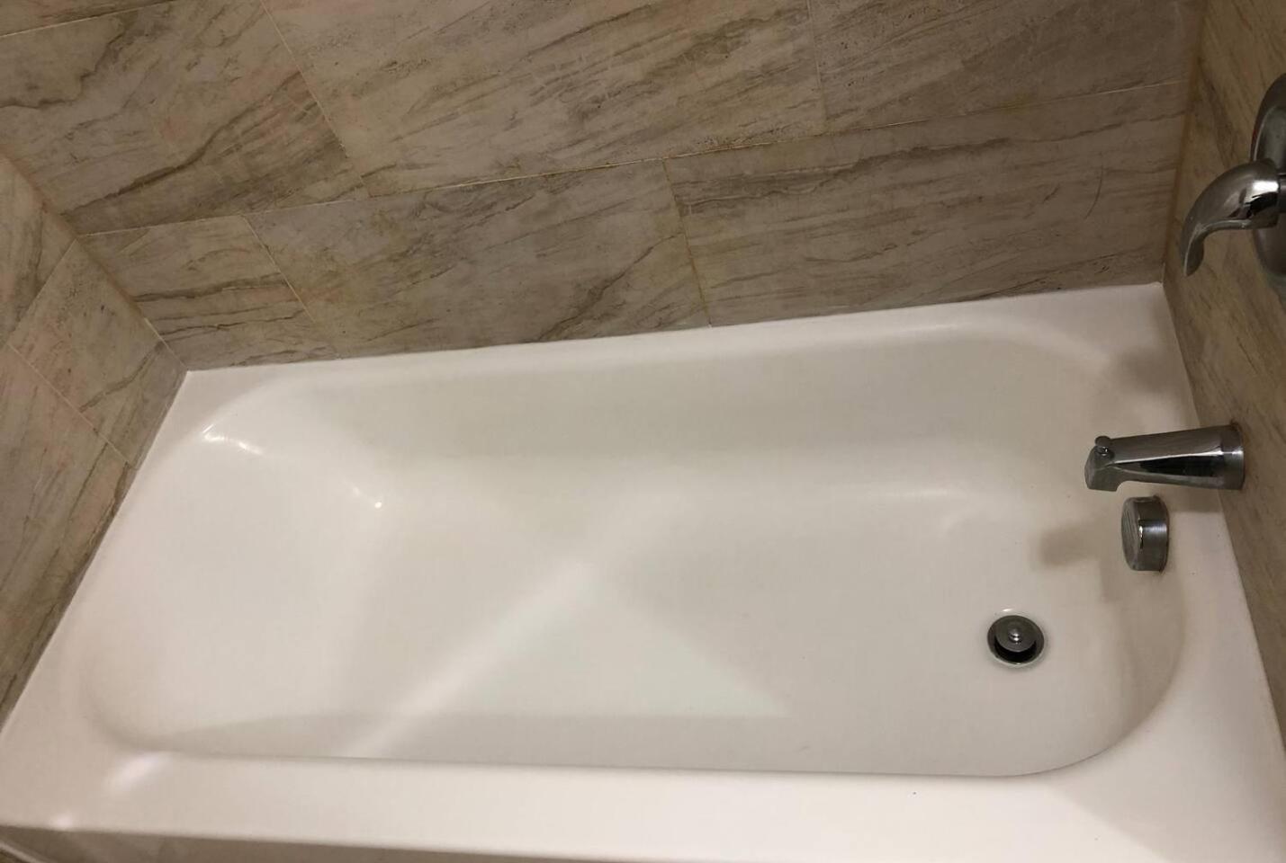 Large And Private 3 Bedroom And 1 Bathroom Apartment Near Newark International Airport Ewr And New York City Bagian luar foto