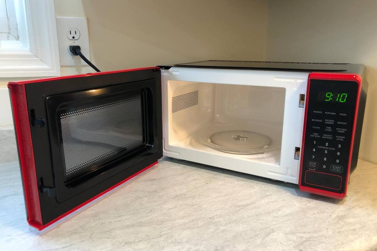 Large And Private 3 Bedroom And 1 Bathroom Apartment Near Newark International Airport Ewr And New York City Bagian luar foto